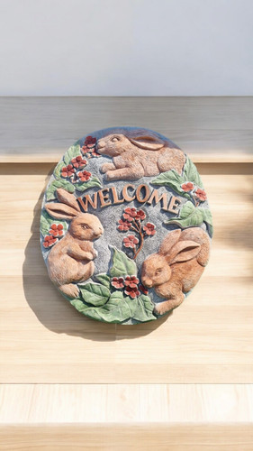 Latex and fibreglass mould - latex,