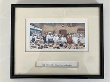 FRAMED PRINT OF ‘THE KITCHEN - NINE COOK’S A COOKIN’ FRAMED PRINT TV CHEFS