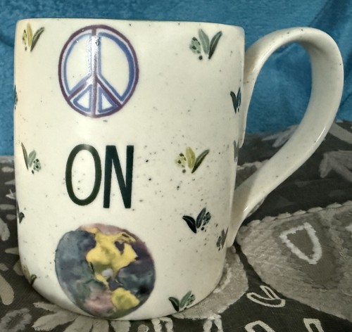 Anthropologie peace earth - peace, on