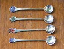 Set of 4 Vintage Korean 70%