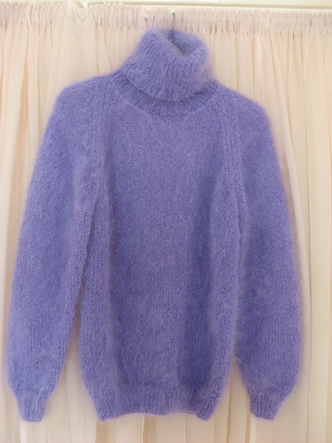 Mohair ilavender blue - blue, hayfield