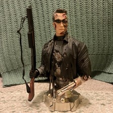 Terminator 3 Gentle Giant Battle Damaged T-850 Statue/figure/model