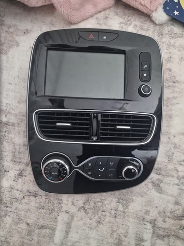 Renault clio car - car, stereo