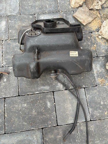 Yamaha aerox petrol fuel - aerox, tank