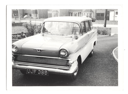 C413 vauxhall victor car gb - vauxhall,
