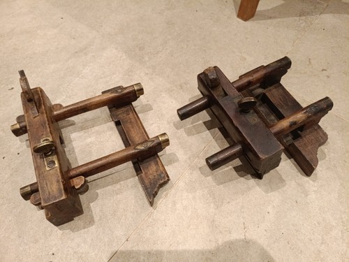 Antique wood brass - 2x,