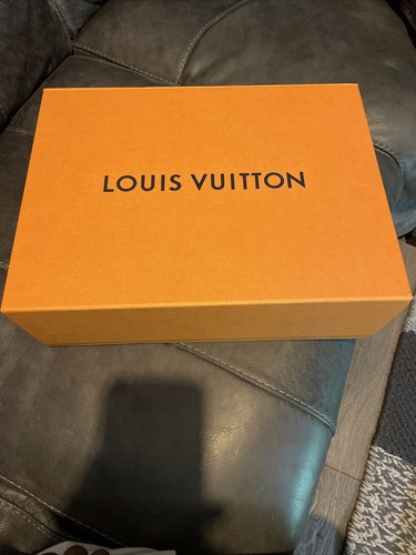 Louis vuitton lock sling - louis, s