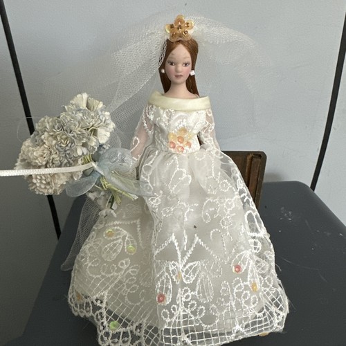 Beautiful 12th scale bride - 12th,