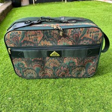 Vintage Green Tapestry Effect