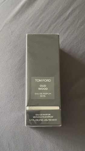 Tom ford oud wood eau - tom,