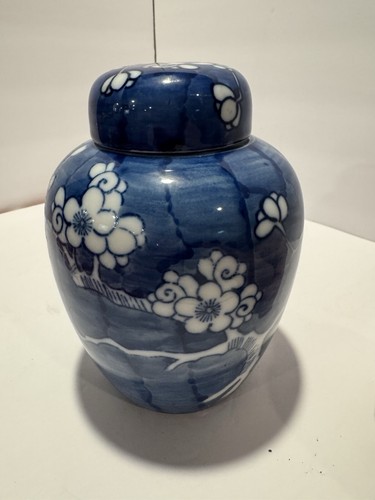 Blue and white porcelain - blue,