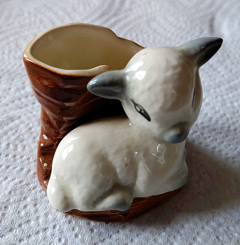 Ceramic figurine fauna - ceramic,