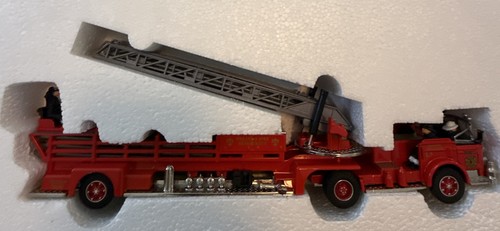Corgi american lafrance aerial - lafrance,