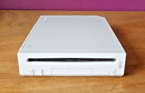 Nintendo wii console - nintendo,