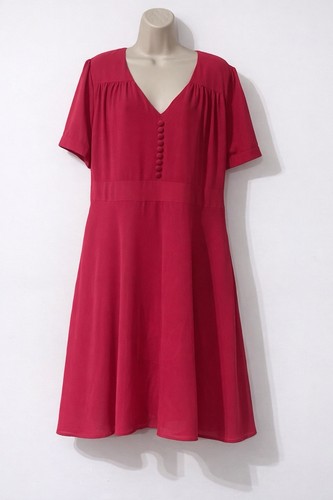 Holly willoughby pink tea - holly,