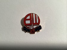 BOLTON WANDERERS GILT PIN BADGE