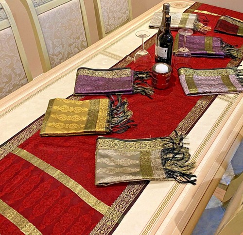 Sequin gold silky table - silky, runner