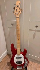 Musicman Stingray 4 HS Extremely Limited Colour Cardinal Red Sparkle