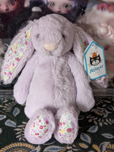 Bnwt genuine jellycat small - genuine,