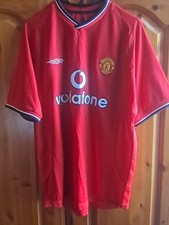 MAN UTD 2001 / 02 Medium