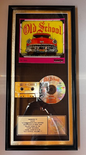 Gold record riaa certified - gold,