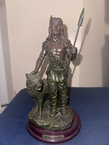 Juliana collection figurine - juliana,