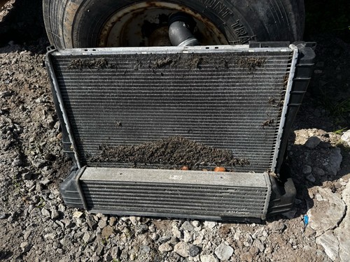 Bmw series e46 330d - bmw, radiator