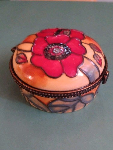 Old tupton ware - ware, poppy