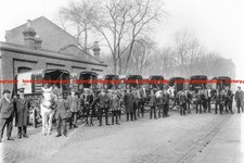 F021843 Horse drawn mail vans