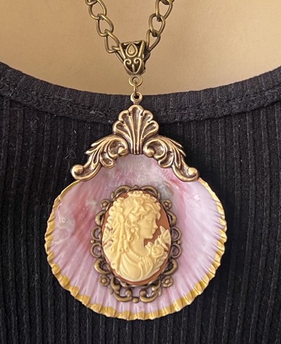 Victorian seaside necklace - seaside,