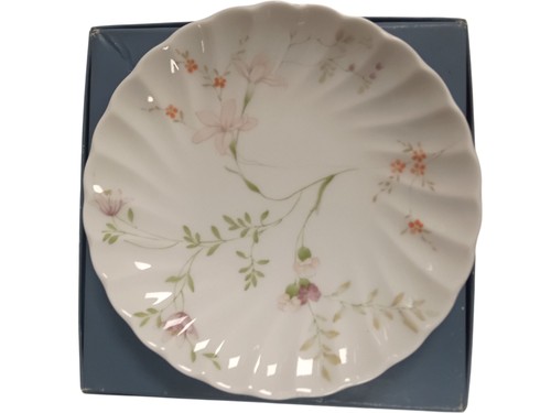 Wedgwood campion bone china - campion,