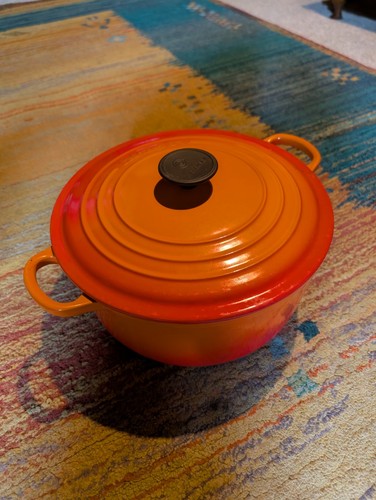 Creuset 26cm cast iron - creuset,