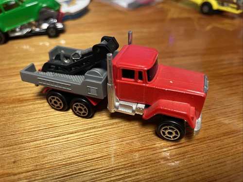 Majorette 297 mack - no, wrecker
