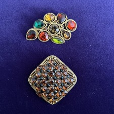 2 Stunning Vintage Sphinx Gold