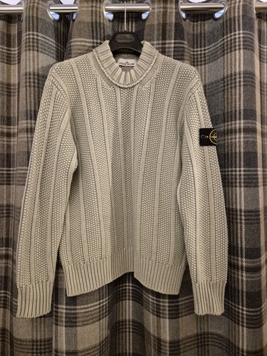 Stone island dust treatment - island,