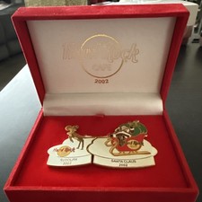 Hard Rock Cafe - Santa and