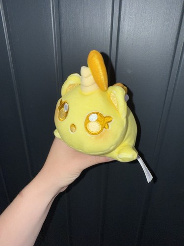 Aphmau meemeows yellow unicorn - aphmau,