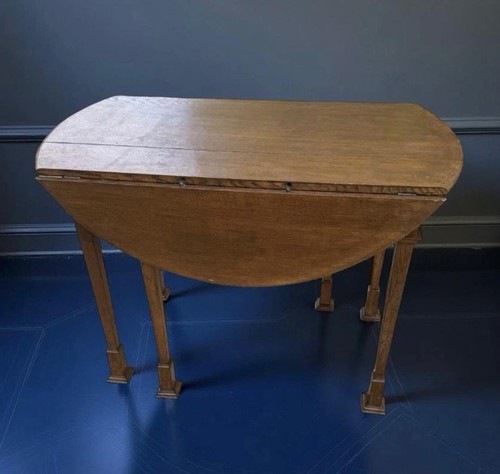 Small antique oak art - small,