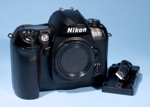 Nikon d100 dslr 1mp - 6.1mp, digital