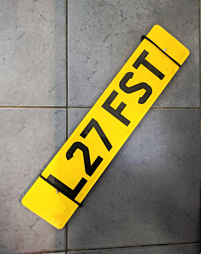 Private plate l27 fst - private,