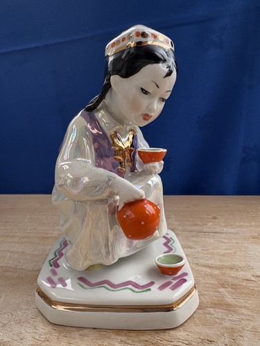Russian dulevo porcelain - russian,
