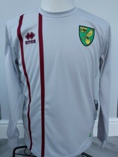NORWICH CITY ERREA ** ADULT  TRAINING TOP / SHIRT CANARIES OFFICIAL SMALL