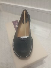 Ladies Clarks Navy Leather
