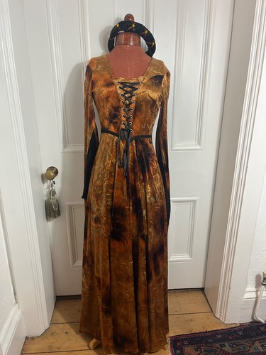 Medieval maiden fancy dress - medieval,