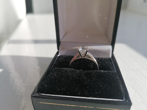 Carat 18k white gold - 1.2,