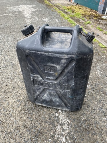 Land rover military jerrycan - land,