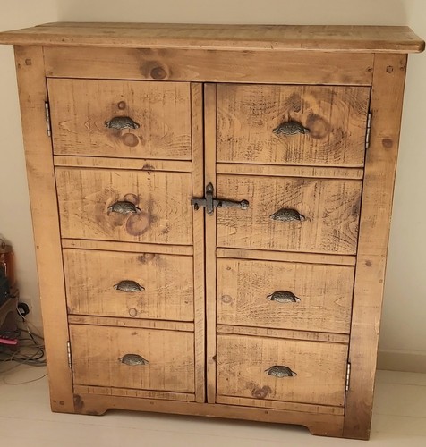 Large antique pine shelved - large,