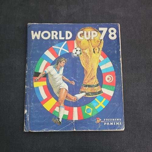 100 complete official panini - complete,