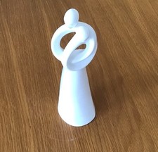 CIRCLE OF LOVE 2001 FIGURINE “DEVOTION” ENESCO WHITE  PORCELAIN - PERFECT