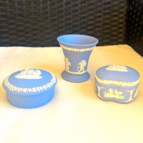 Vintage wedgwood blue - wedgwood,